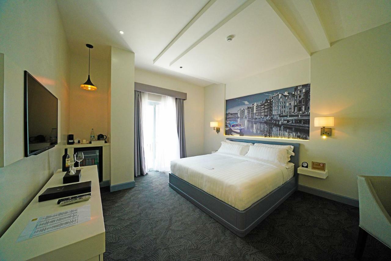 Hotel Carlito Tagaytay Tagaytay City Zewnętrze zdjęcie